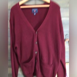 Saddlebred maroon cardigan sweater. Mens size M